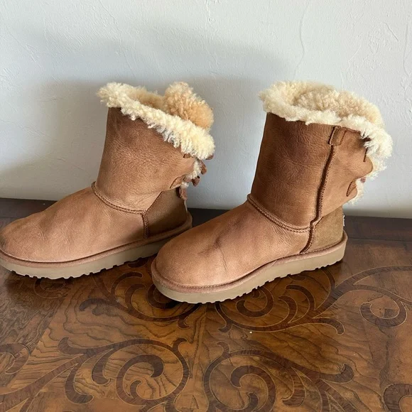 UGG Tan Shearling Boots with Bows - Picture 6 of 9